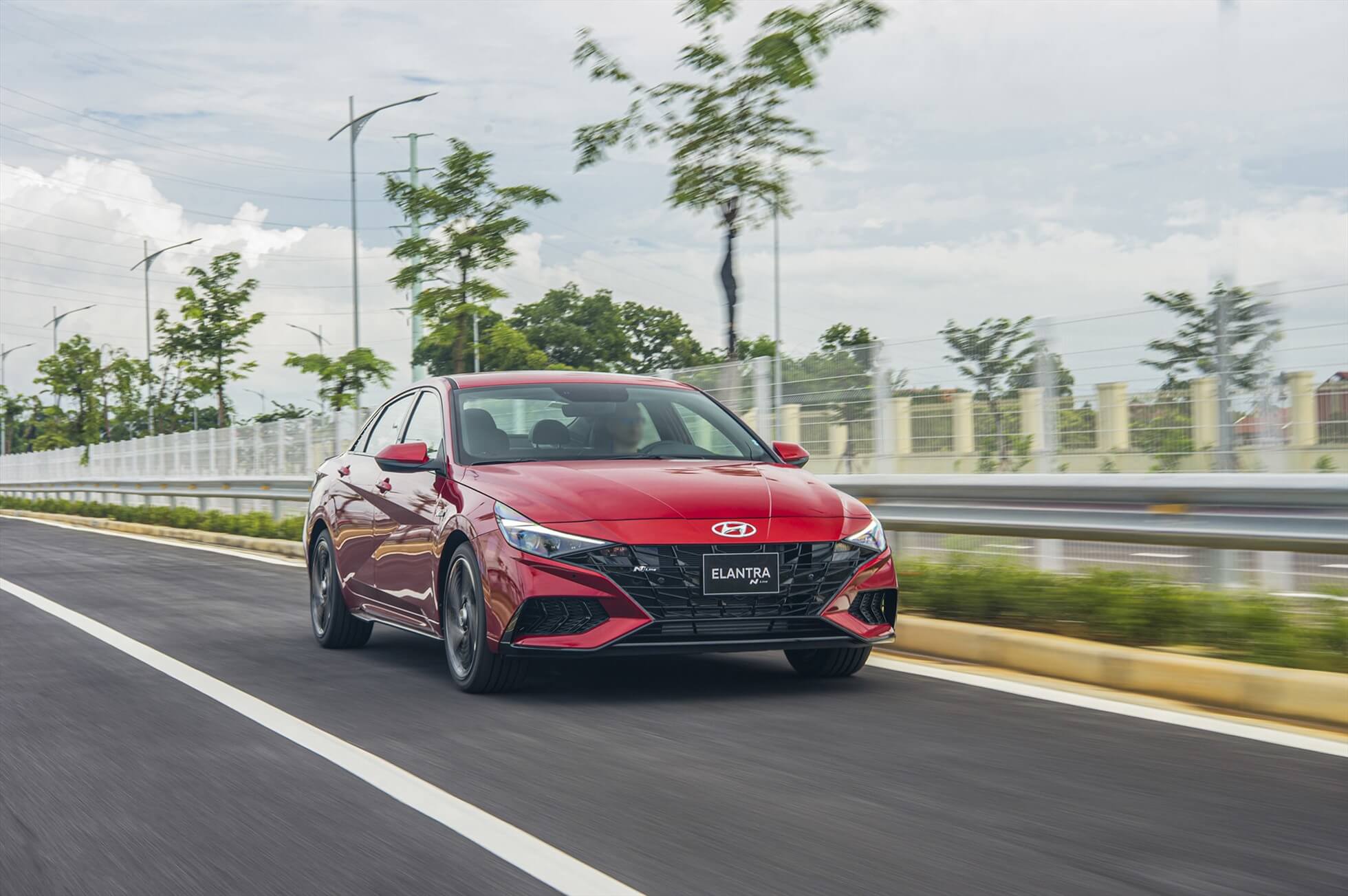 Xe sedan hạng C bán chạy ở Việt Nam